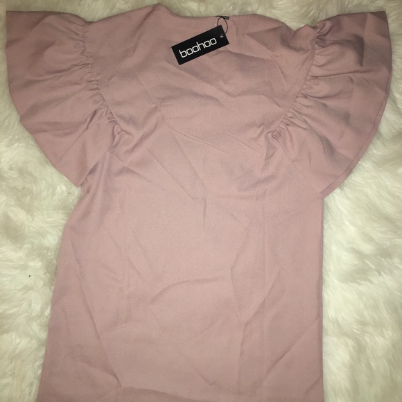 Cute Boohoo Dress - Picture 2 of 5